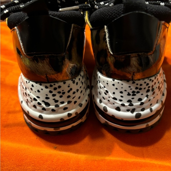 Steve Madden Cliff Sneaker - Size 7 - Picture 3 of 8